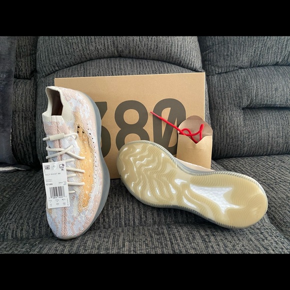 Adidas Yeezy Boost 380 Pepper Reflective - Picture 2 of 7